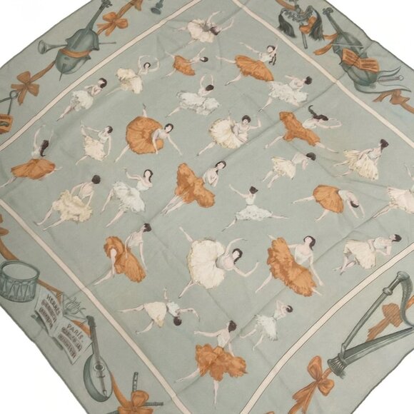 Auth HERMES Carre 90 - Light Green Cream Multi Scarf - Picture 1 of 7